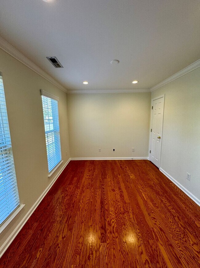 Building Photo - 3BR/3BA Townhouse in Ballantyne