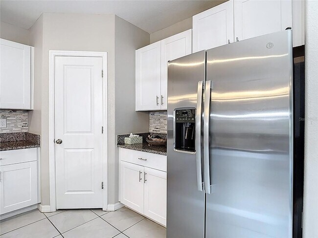Building Photo - 403 Argyll Dr
