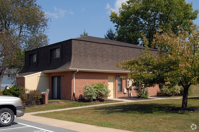 Building Photo - Willow Ridge Apartments