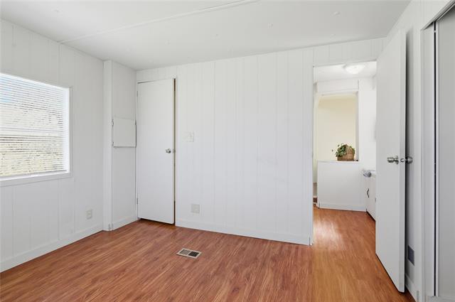 Building Photo - 1329 Fox Hollow Ct