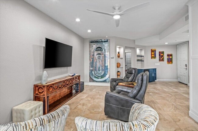 Building Photo - 7700 E Gainey Ranch Rd