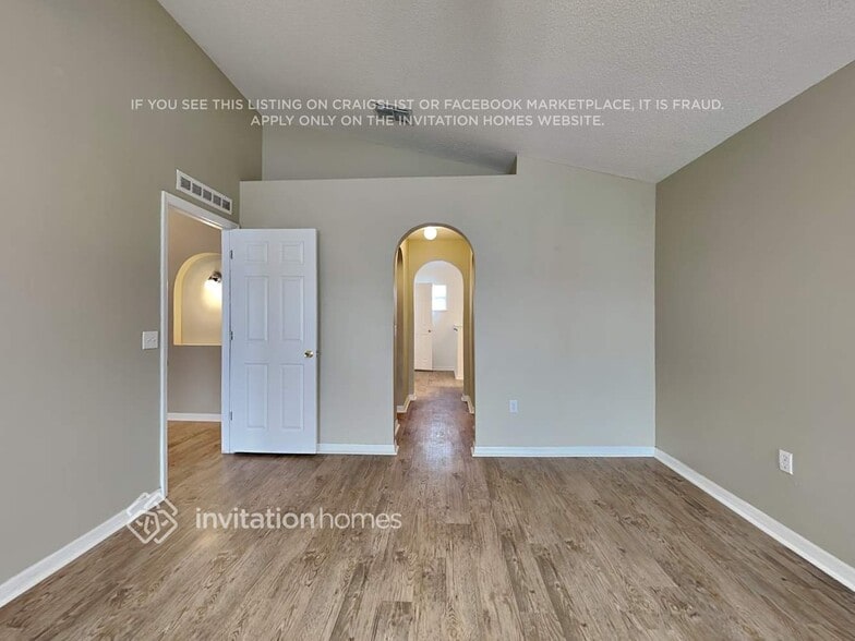 Building Photo - 5882 Windridge Dr