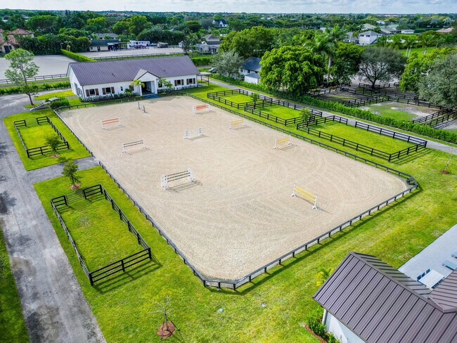 Building Photo - 2889 Appaloosa Trail