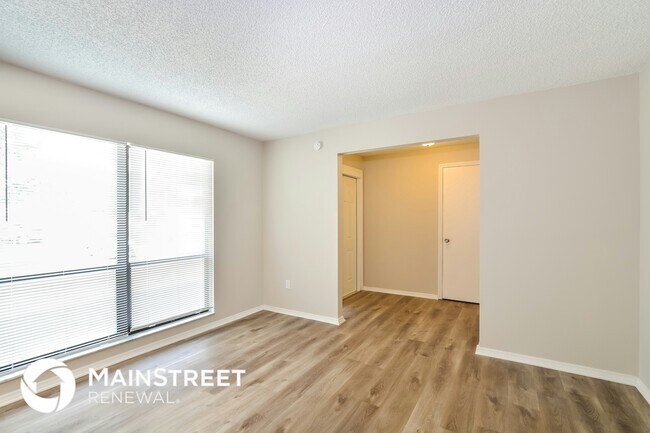Building Photo - 980 Butia St