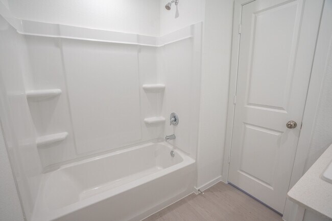 Building Photo - 2515 Mint Garnet Dr