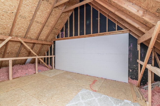 Building Photo - 1805 Mills Dr
