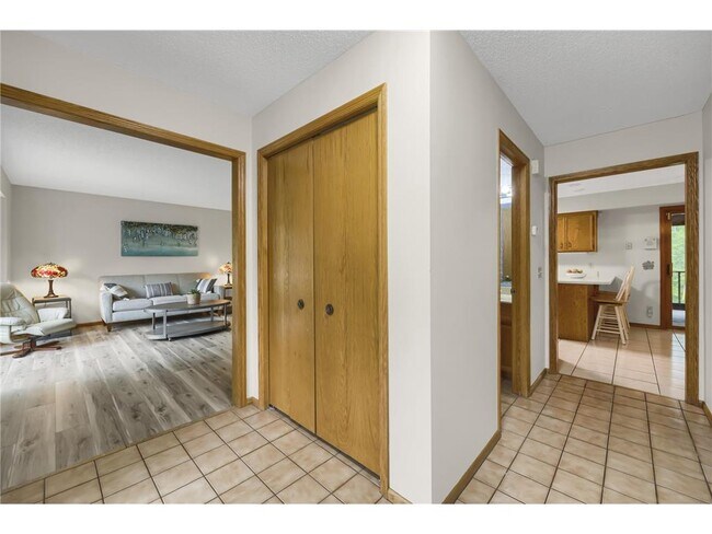 Building Photo - 3759 Greensboro Dr