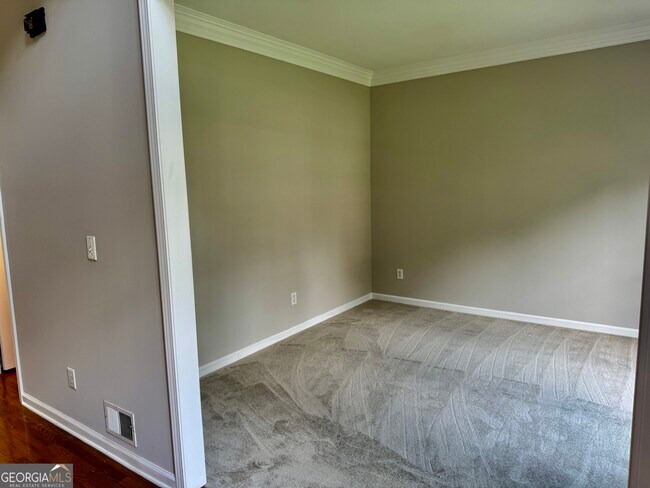 Building Photo - 1770 Highland Oaks Way NE