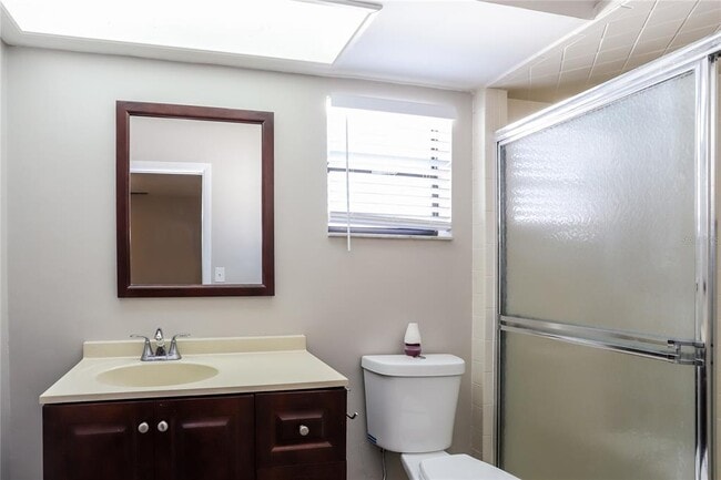 Building Photo - 609 Willow Run