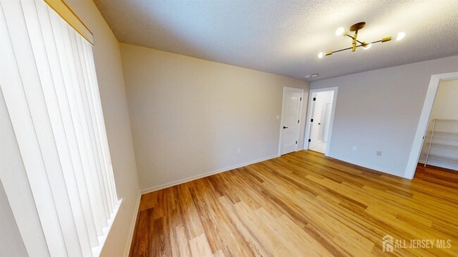 Building Photo - 29 Chatham Square