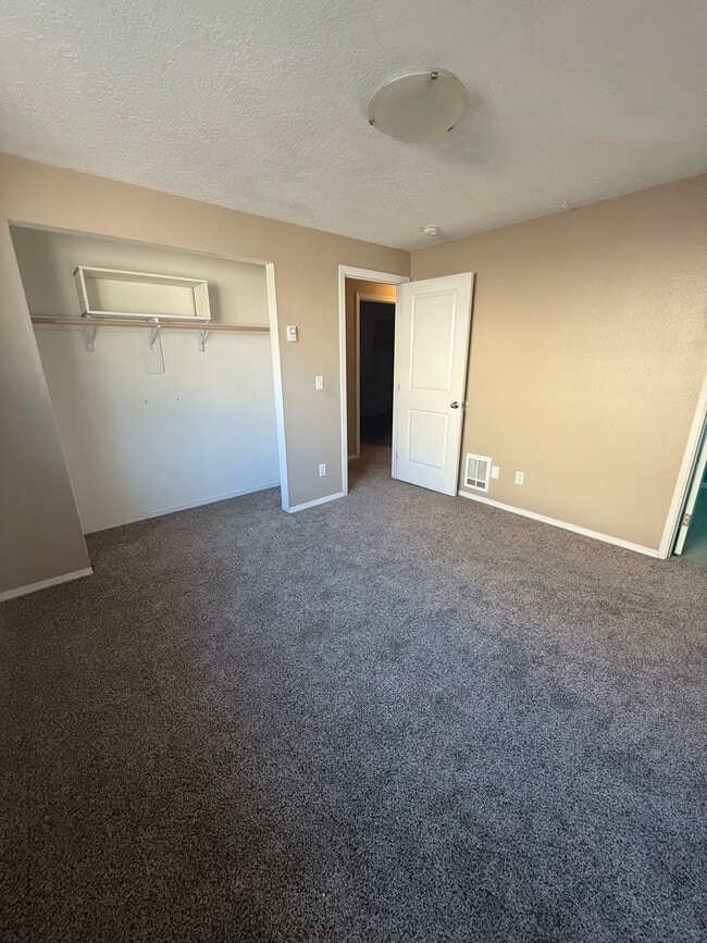 Building Photo - Updated 3+ Bedroom 2 Bath House with Large Fenced In Yard