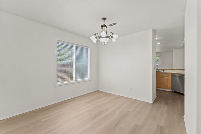 Building Photo - 3589 N Chatterton Way