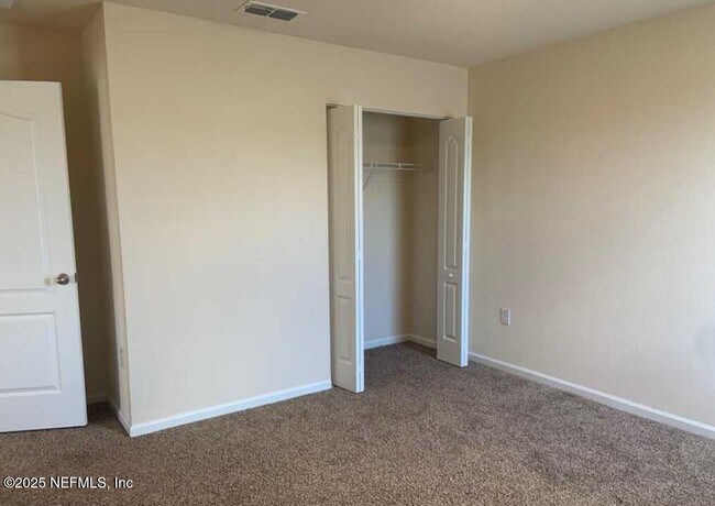 Building Photo - 15747 Equine Gait Dr