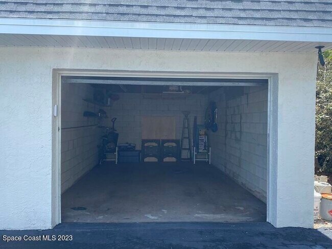 Building Photo - 555 Fillmore Ave