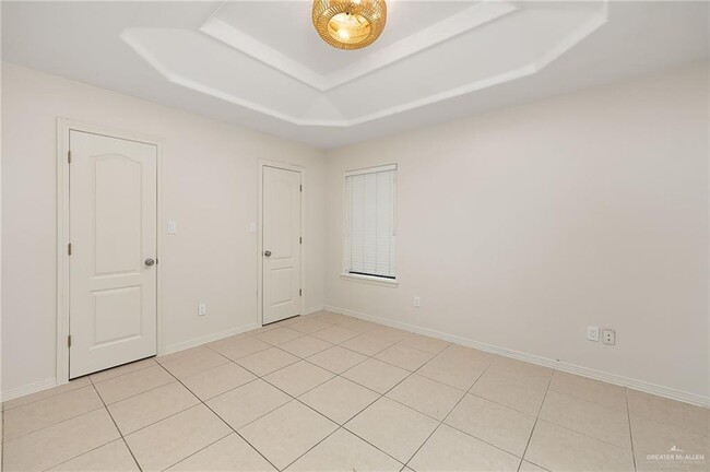 Building Photo - 13 Shasta Ave