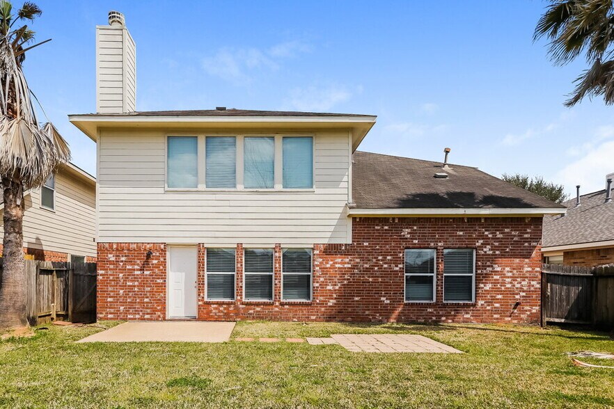 Building Photo - 20203 Louetta Crossing Dr