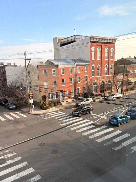 Building Photo - 1410 E Moyamensing Ave