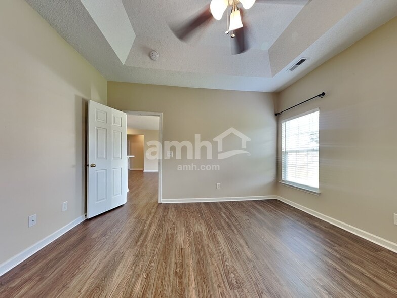 Building Photo - 109 Cannonsmill Ln