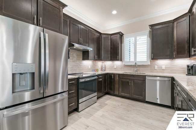 Building Photo - 115 Peninsula Winds Dr