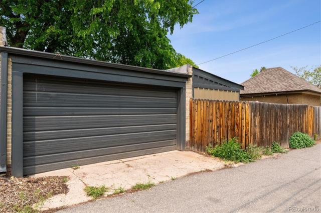 Building Photo - 3 bedroom in Denver CO 80207