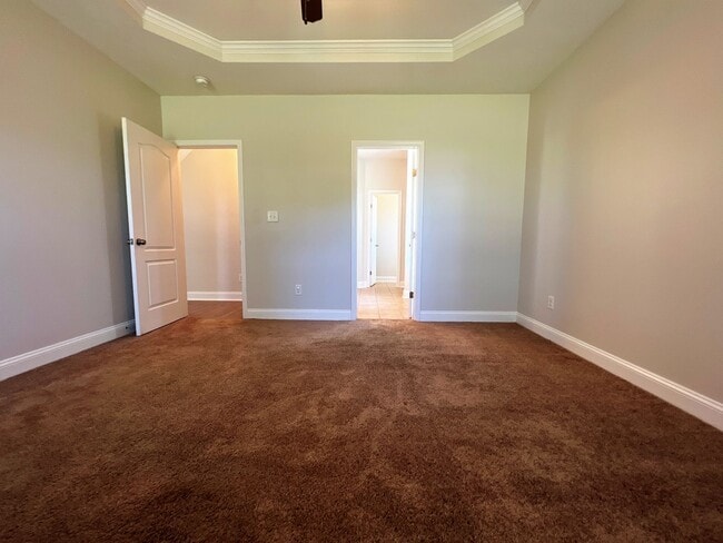Building Photo - Country living in Grays Creek with proximi...