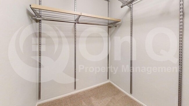 Building Photo - 2604 S Southwind Dr