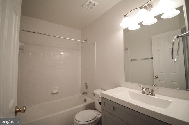 Building Photo - 6413 McCoy Rd