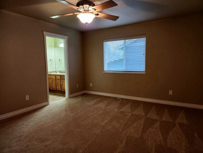 Building Photo - 1308 Parkstone Ln