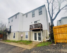 Building Photo - 1107-1111 Burns Ave