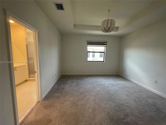 Building Photo - 28526 SW 134th Ave