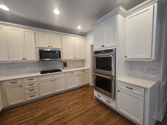 Building Photo - Brier Creek Country Club - Furnished Home