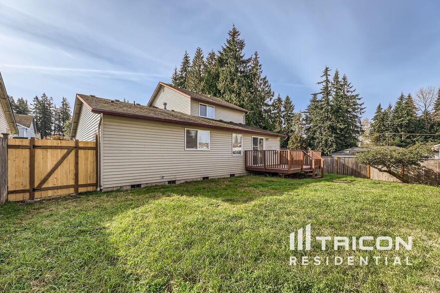 Primary Photo - 18708 35th Ave NE