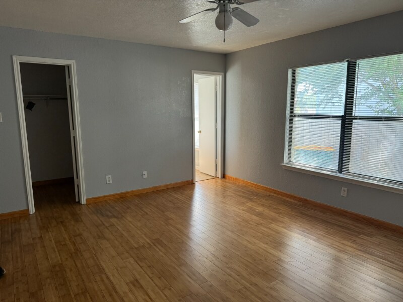 Building Photo - 7622 Forest Vale