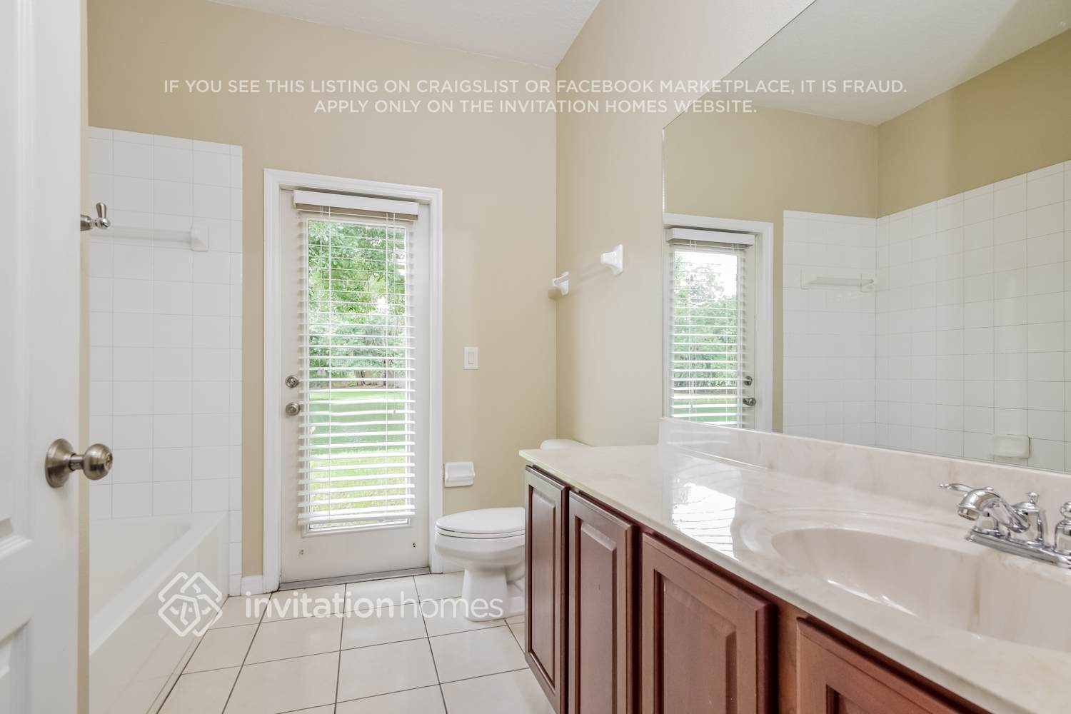 Building Photo - 7814 Riverwood Oaks Dr