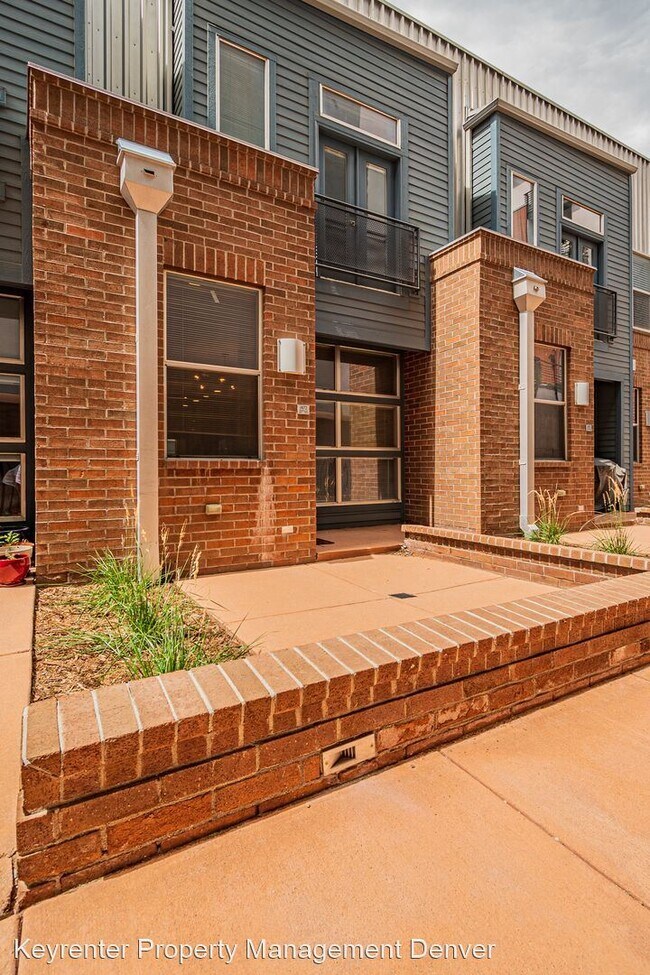 Building Photo - 2 br, 2.5 bath House - 1473 27th Street