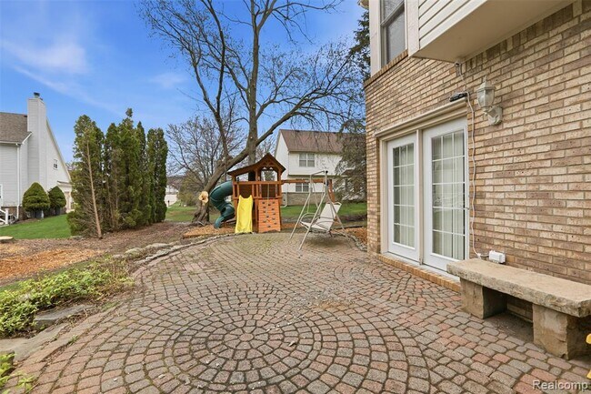 Building Photo - 3932 Fieldview Rd