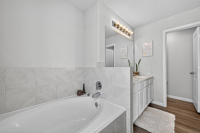 Building Photo - 22114 Sovereign Hts Ln.