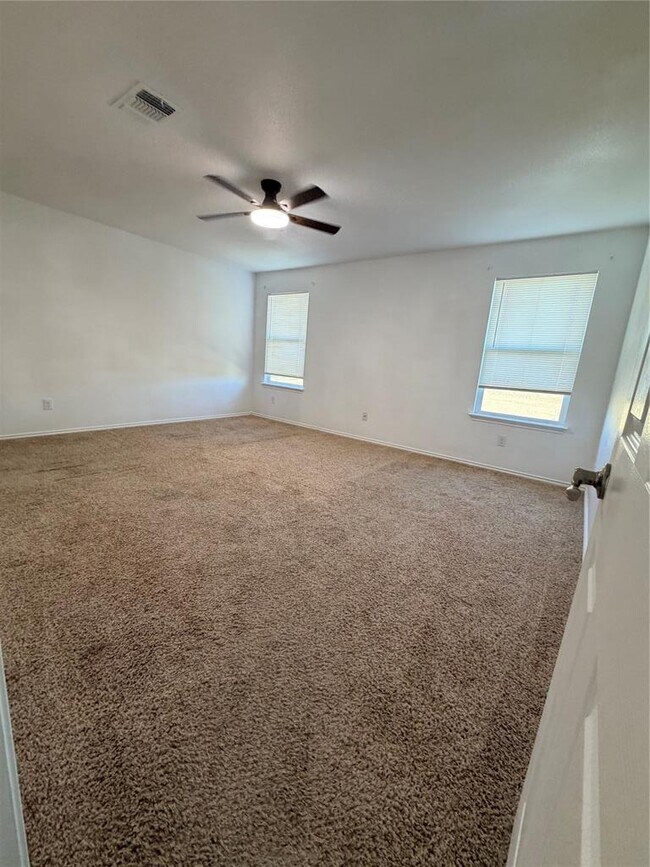 Building Photo - 13412 Guarnere Dr