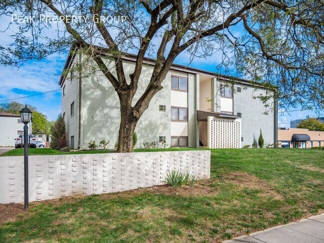 Building Photo - 1000 King Ave