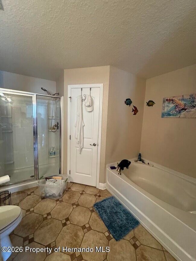 Building Photo - 10054 Amidon St