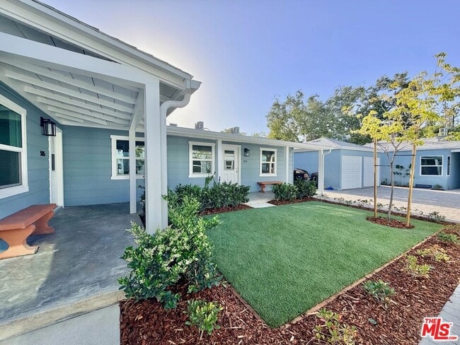 Building Photo - 501 S Gaylord Dr