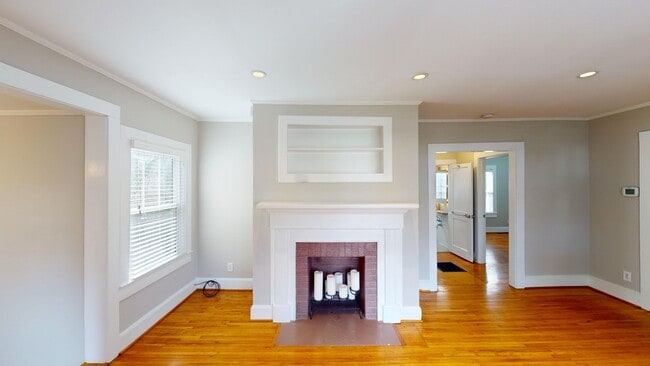 Building Photo - 1919 Nassau Blvd