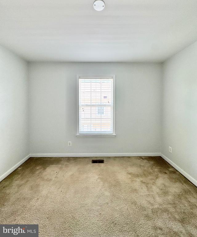 Building Photo - 2048 Blunt Lane