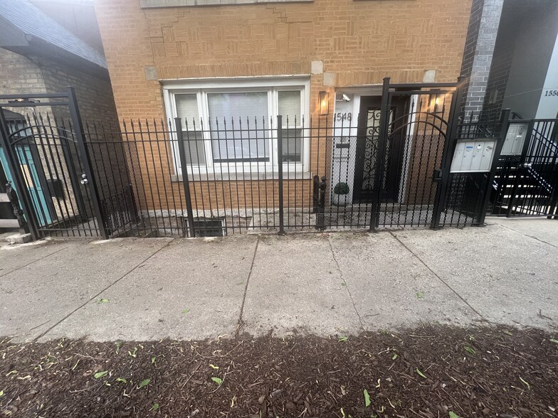 Building Photo - 1548 N Honore St