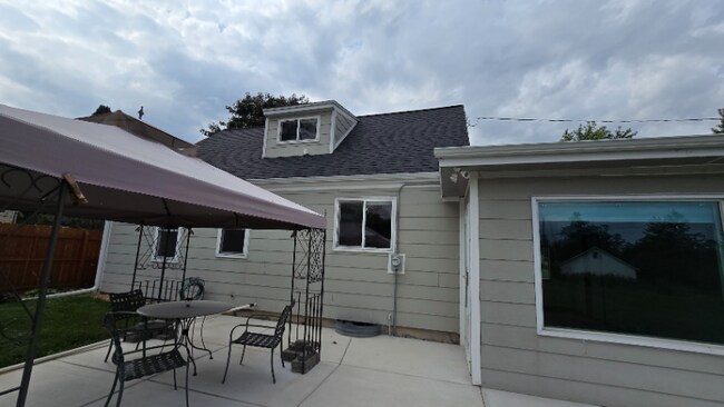 Building Photo - 4320 N 135th St