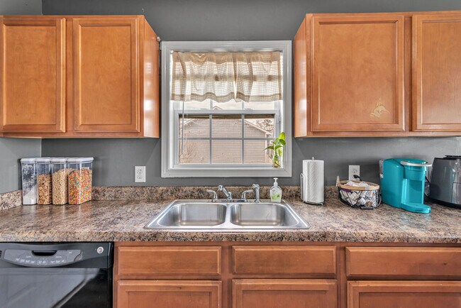 Building Photo - 202 Quarry Trail