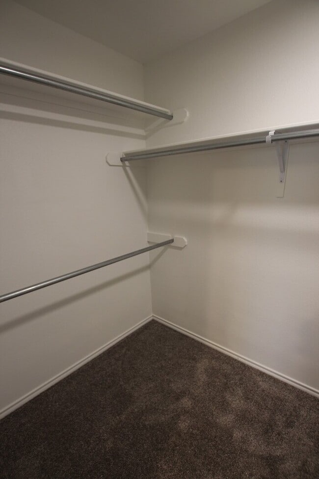 Building Photo - 3 Bedroom 2 Bath in Whitehouse ISD!