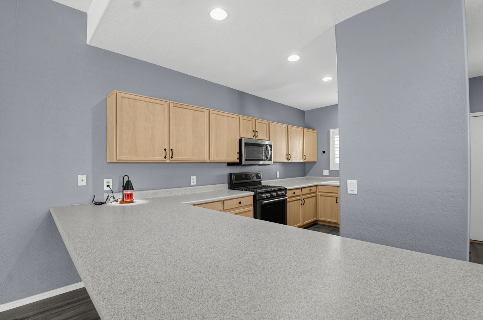 Building Photo - 205 N 74th St