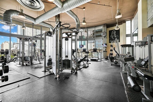 Building Photo - 690 SW 1st Ct