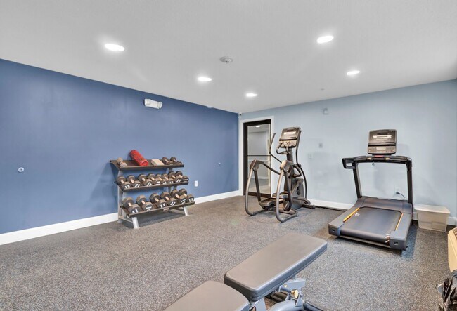 Building Photo - FIRST MONTH FREE- 1BD/1BA Available ASAP or February 1, 2026